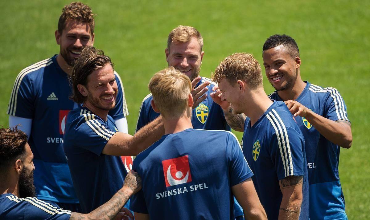 瑞典队遭遇连败坐失晋级良机士气低迷需重振的简单介绍