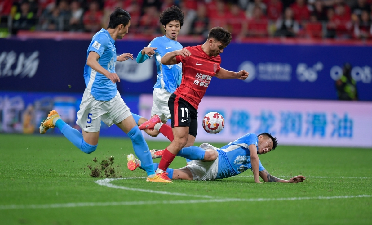 队员合作默契,在比赛中相互配合,协同作战获胜的例子 队员合作默契,在比赛中相互配合,协同作战获胜的例子