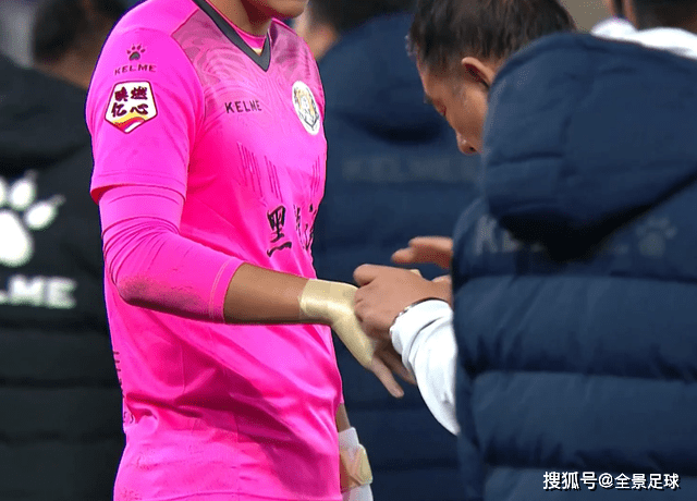 九游游戏-竞技普利亚逆转击败对手，豪取保级关键胜利 