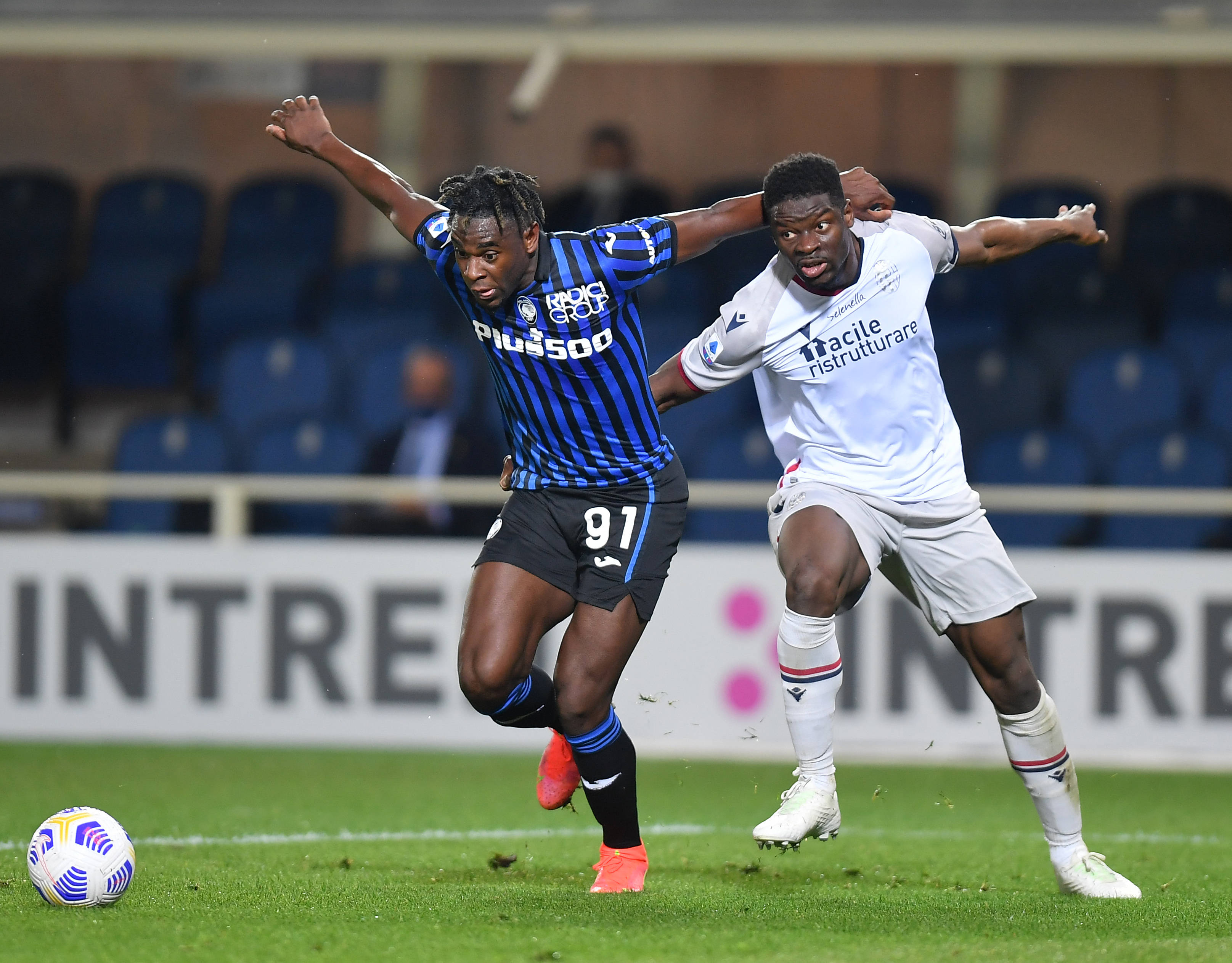 九游-包含黑克托尔-基罗特充实进攻，博洛尼亚输给卢卡-帕拉西奥的词条