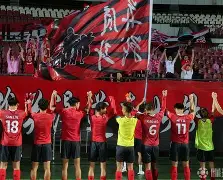 足球联赛开启,强弱对决即将展开什么意思